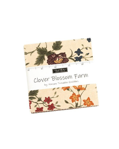 Clover Blossom Farm Charm Pack