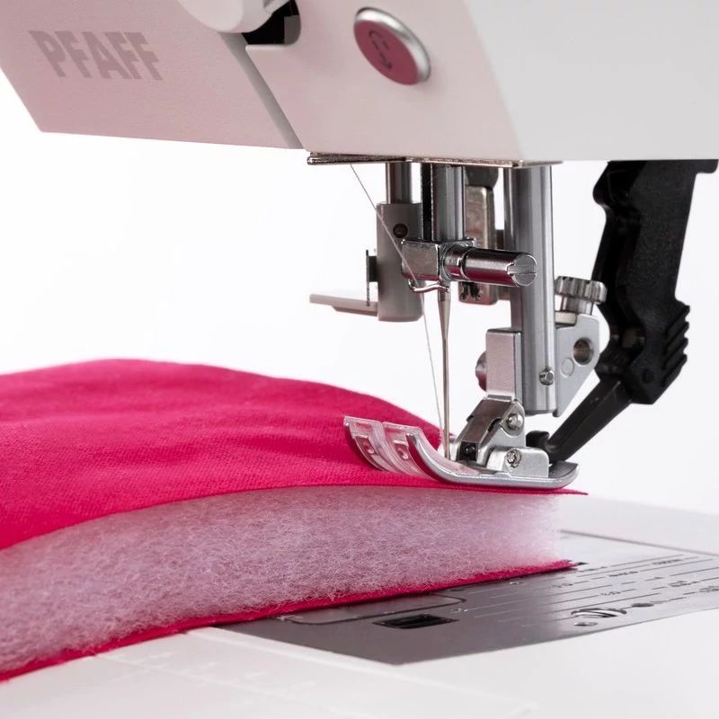 Pfaff quilt ambition™ 635 Sewing Machine