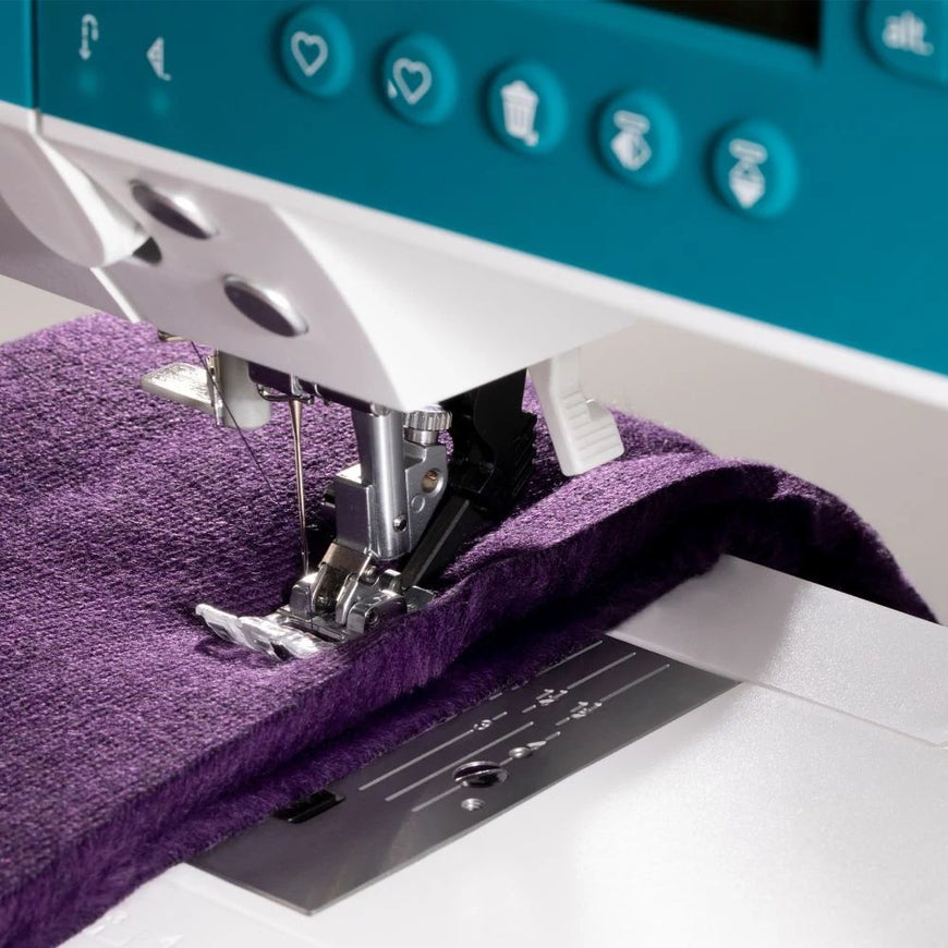 Pfaff ambition™ 620 Sewing Machine