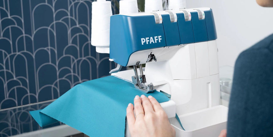 Pfaff admire™ 1000 Overlock Machine