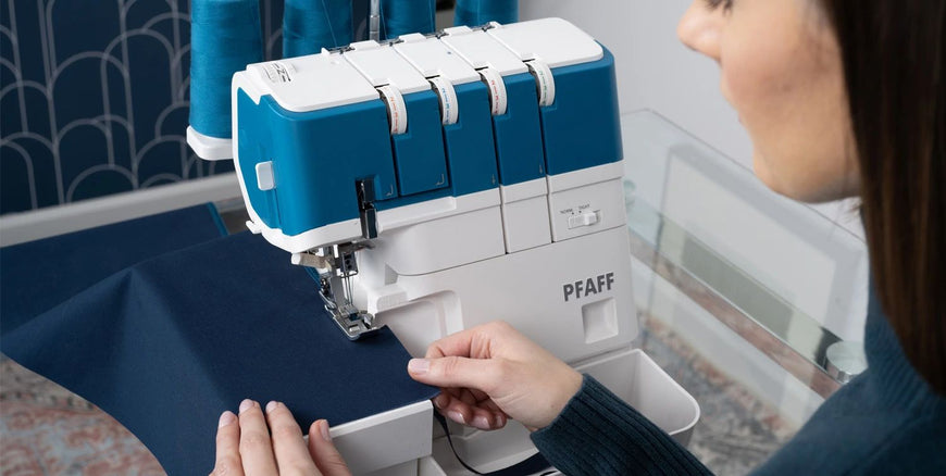 Pfaff admire™ air 5000 Overlock Machine